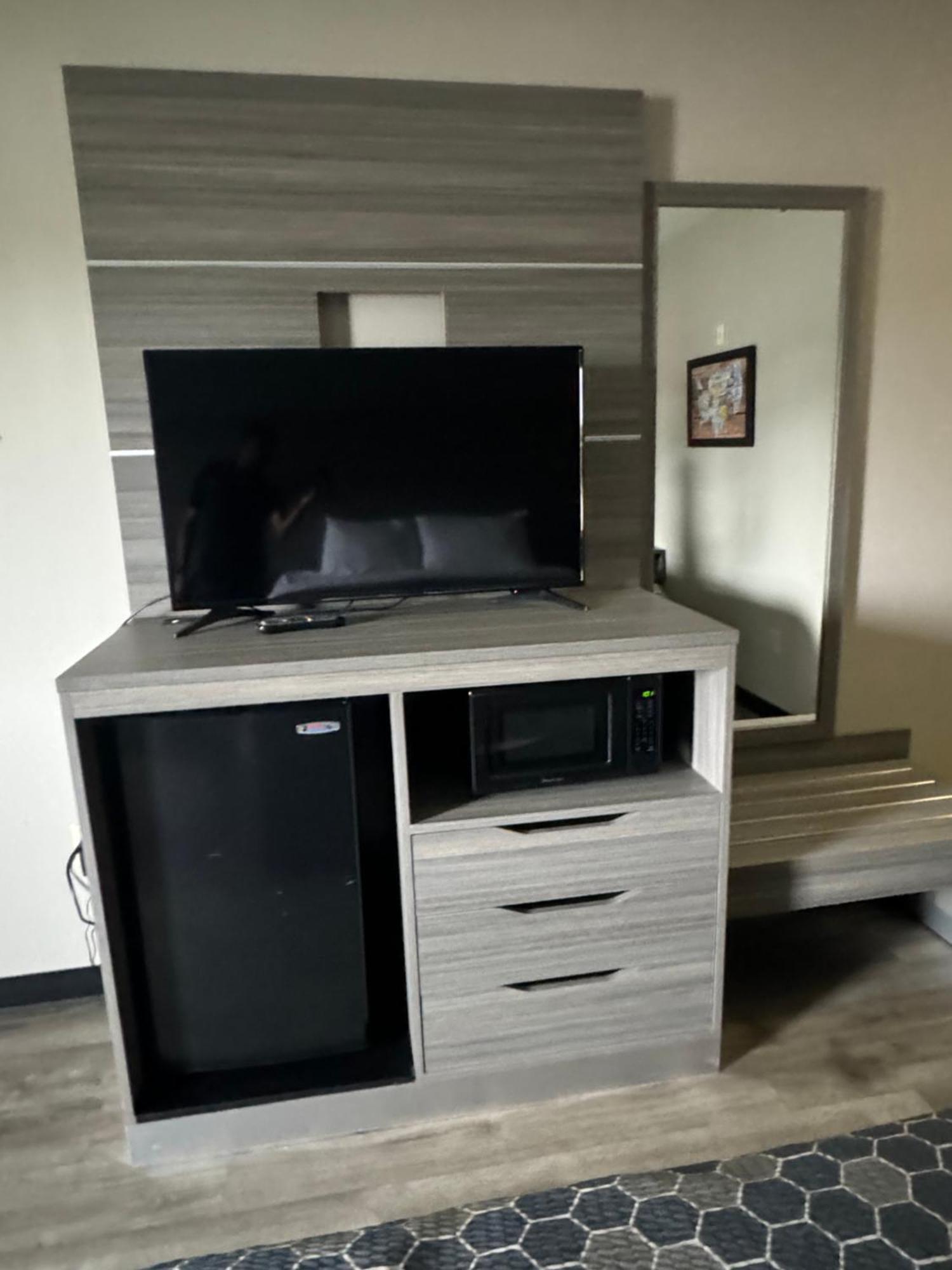 Econo Lodge Inn & Suites Pritchard Road Норт Литъл Рок Екстериор снимка